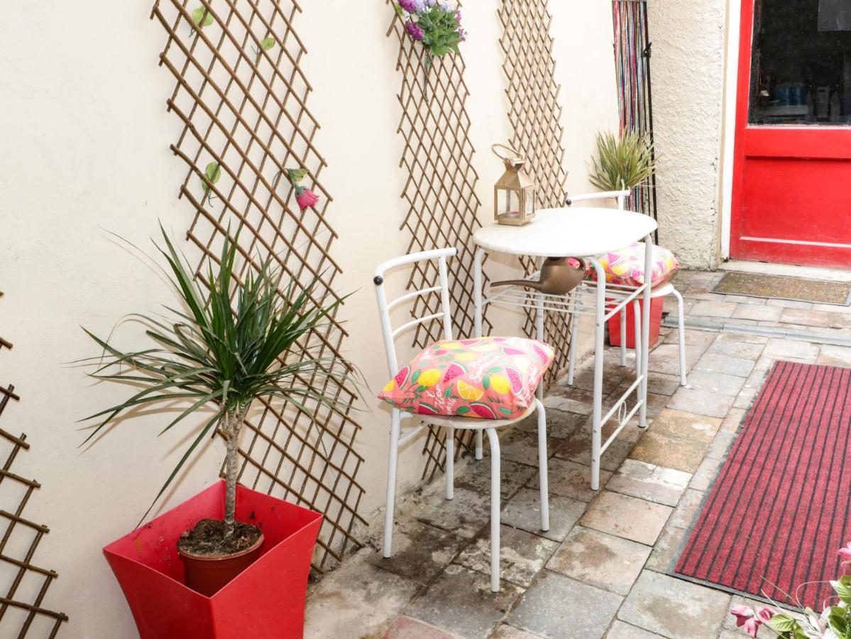 Llys Madoc, Basement Apartment Penmaenmawr Ngoại thất bức ảnh